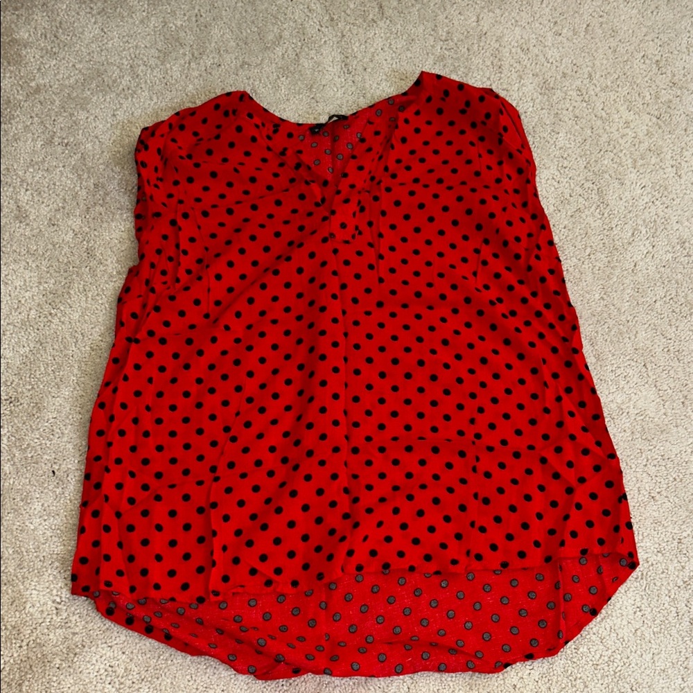 Willi Smith Red and Black Polka Dot Sleeveless Blouse